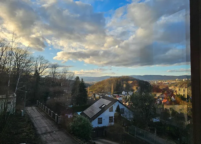 Usti & Forest With Garden And Views Ústí nad Labem